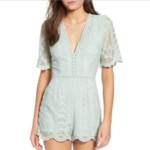 Socialite Lunging Green Lace Romper size Large